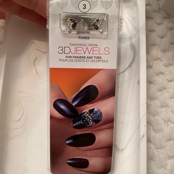 Set of 4 Color FX- dashing diva nail strips stick on - Picture 6 of 9